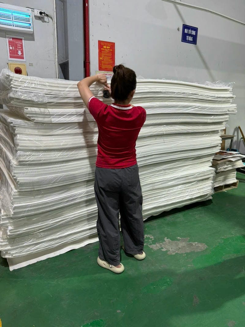Cần khổ tấm, độ dày, màu sắc, Shore, dung sai cắt và bản vẽ nếu có